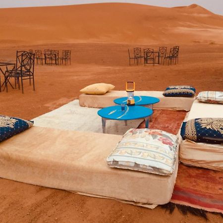 Erg Chebbi Stars Camp 梅尔祖卡 外观 照片