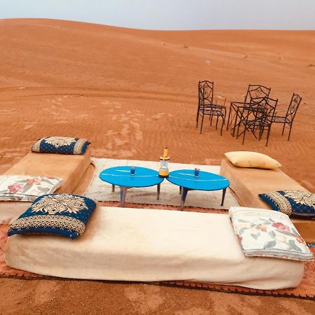 Erg Chebbi Stars Camp 梅尔祖卡 外观 照片