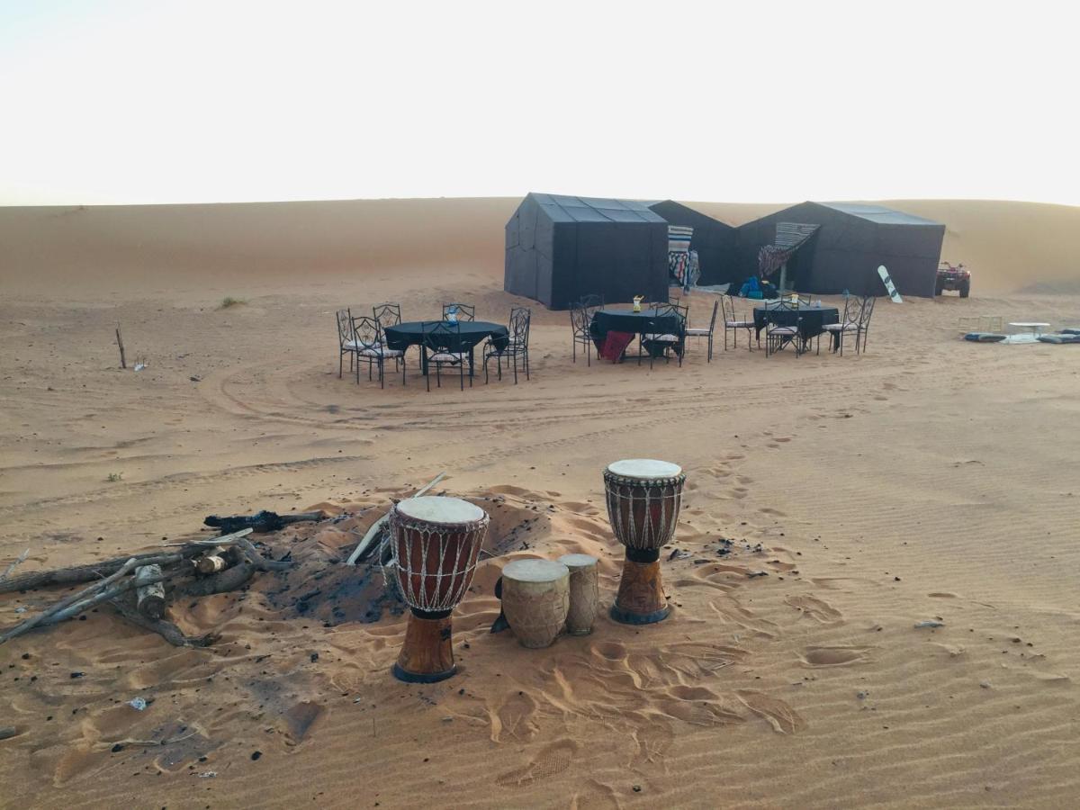 Erg Chebbi Stars Camp 梅尔祖卡 外观 照片