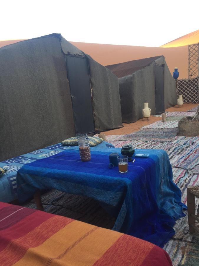 Erg Chebbi Stars Camp 梅尔祖卡 外观 照片