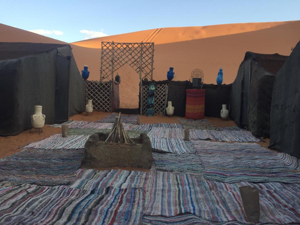 Erg Chebbi Stars Camp 梅尔祖卡 外观 照片