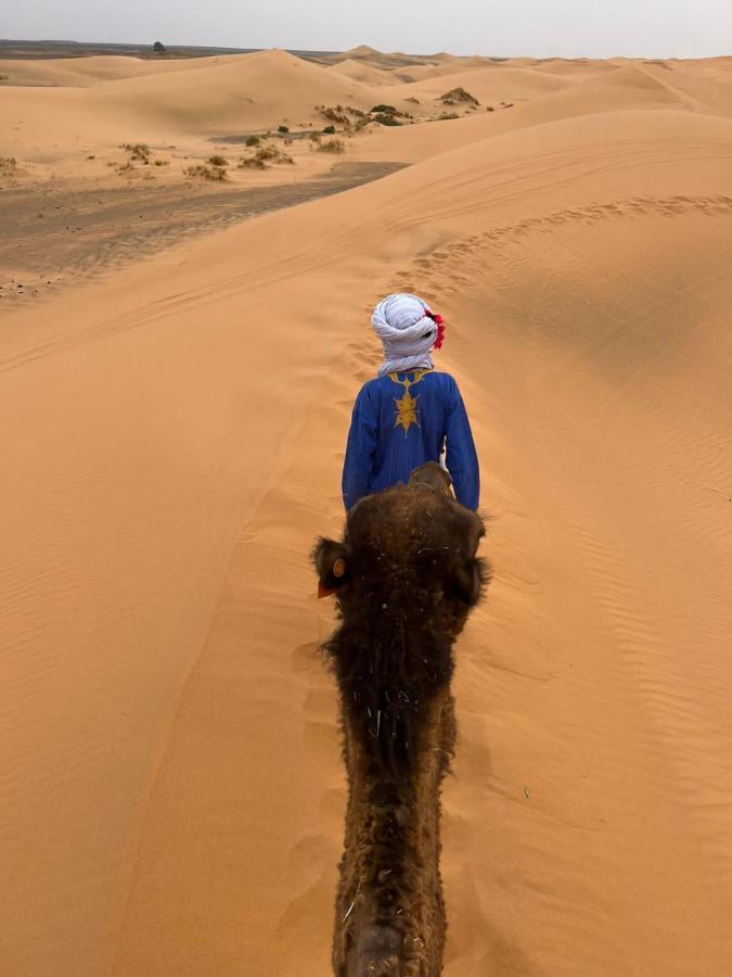 Erg Chebbi Stars Camp 梅尔祖卡 外观 照片