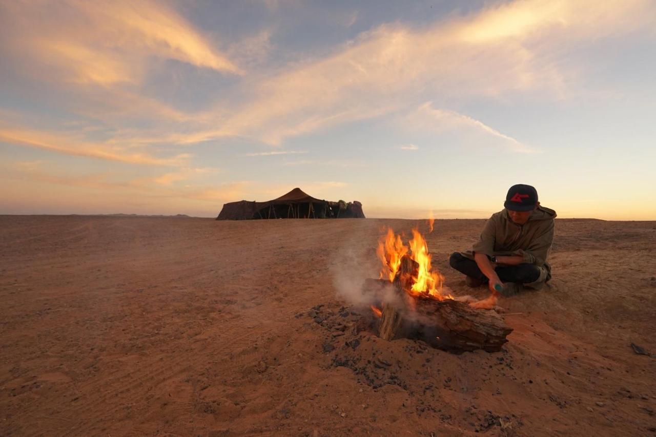 Erg Chebbi Stars Camp 梅尔祖卡 外观 照片